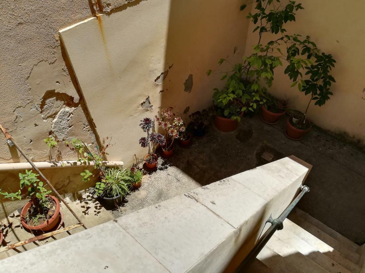 Casa Vacanze Barnaba Syracuse Exterior foto